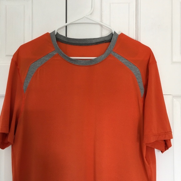 Lululemon Mens Athletic Shirt Size L with Old Logo - Picture 10 of 11